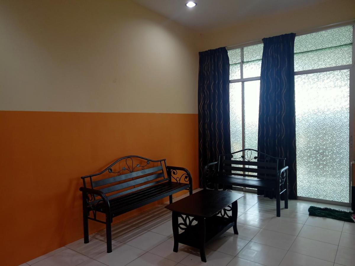 Homestay Bukit Kayu Hitam With 3 Bedrooms Not Sharing Free Wifi Экстерьер фото